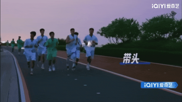业余篮球选手如何通过试训提升技能_2